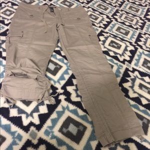 Cargo capris/pants